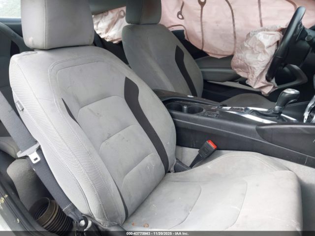 Chevrolet Camaro Image 6