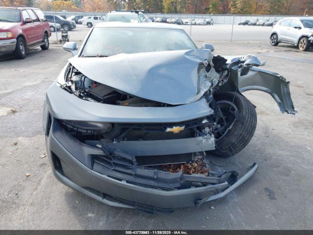 Chevrolet Camaro Image 10