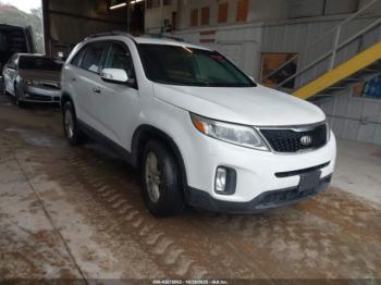  Salvage Kia Sorento