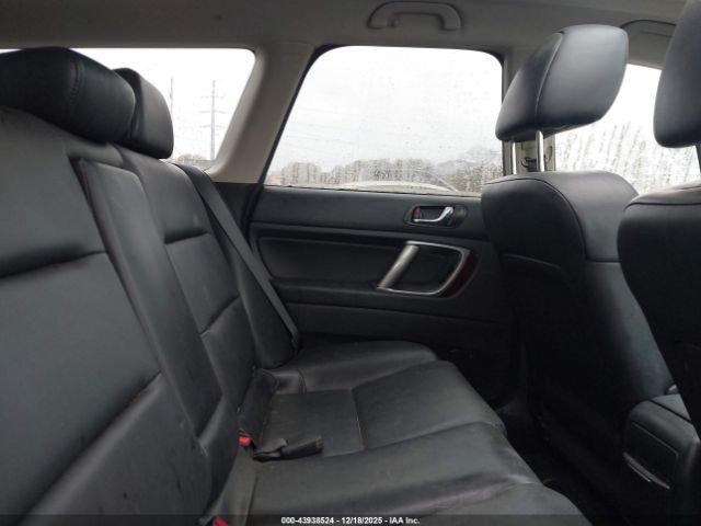 Subaru Outback 2.5i Limited Image 6