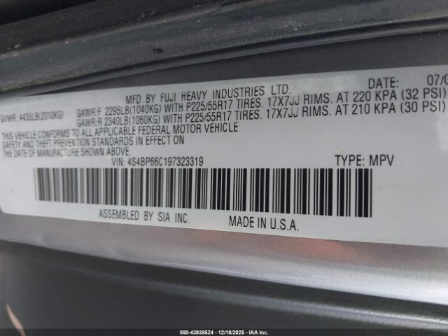 Subaru Outback 2.5i Limited Image 3