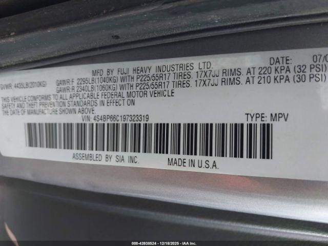 Subaru Outback 2.5i Limited Image 3