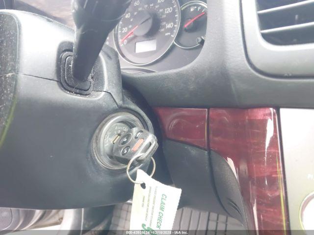 Subaru Outback 2.5i Limited Image 2