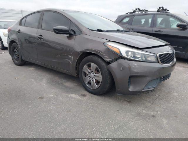  Salvage Kia Forte