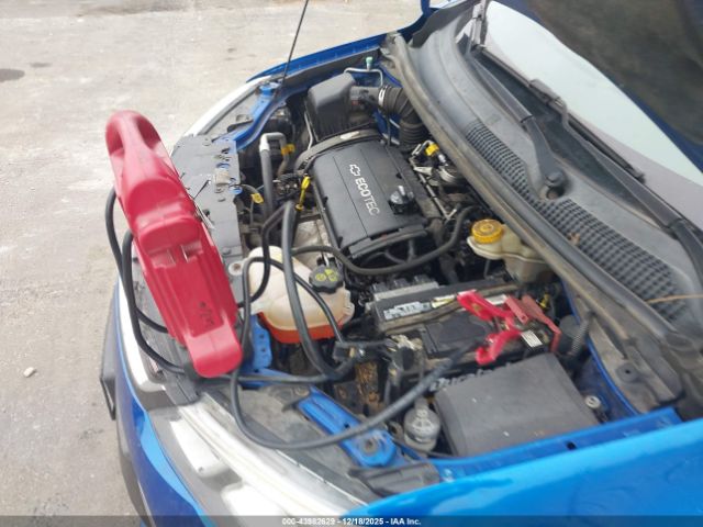 Chevrolet Sonic Lt Auto Image 12