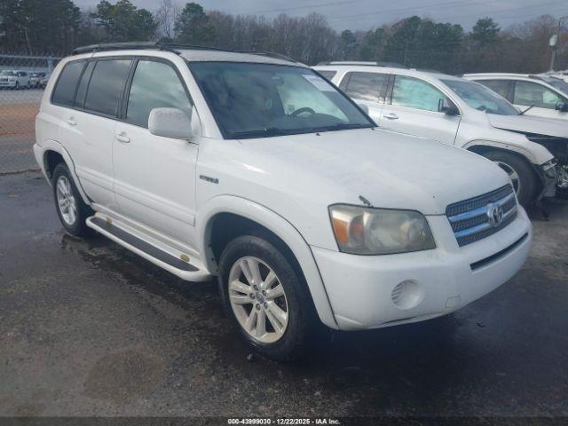  Salvage Toyota Highlander