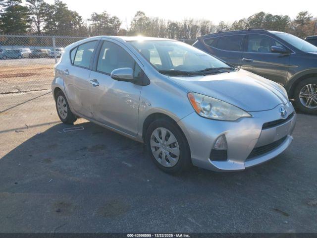  Salvage Toyota Prius c