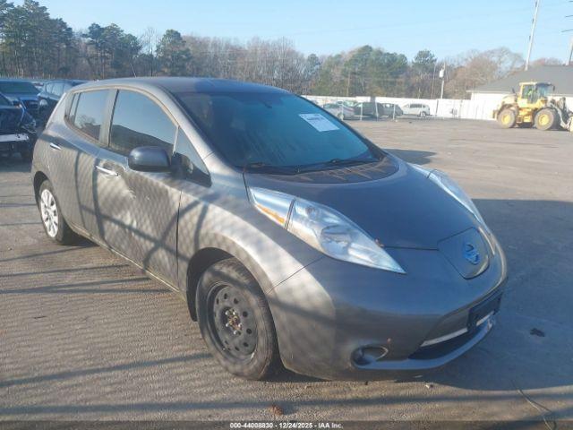  Salvage Nissan LEAF