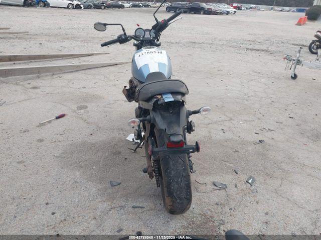 Kawasaki Er650 M Image 4