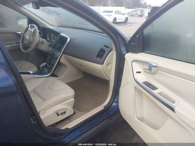 Volvo XC60 3.2 Premier Plus Image 3