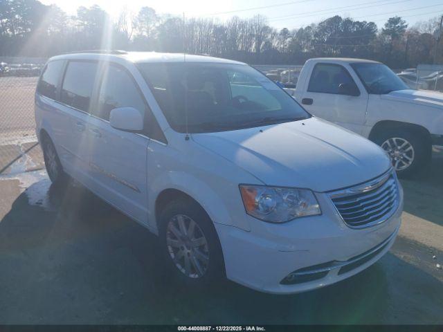  Salvage Chrysler Town & Country