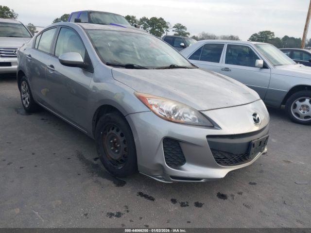  Salvage Mazda Mazda3