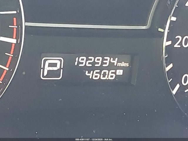 Nissan Altima Image 11