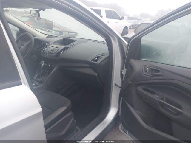 Ford Escape S Image 5