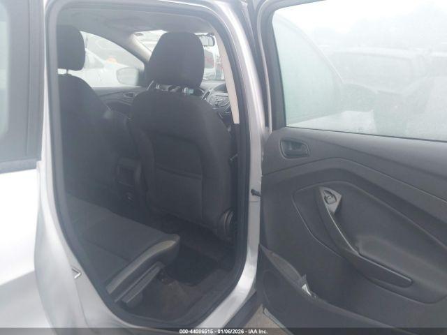 Ford Escape S Image 11