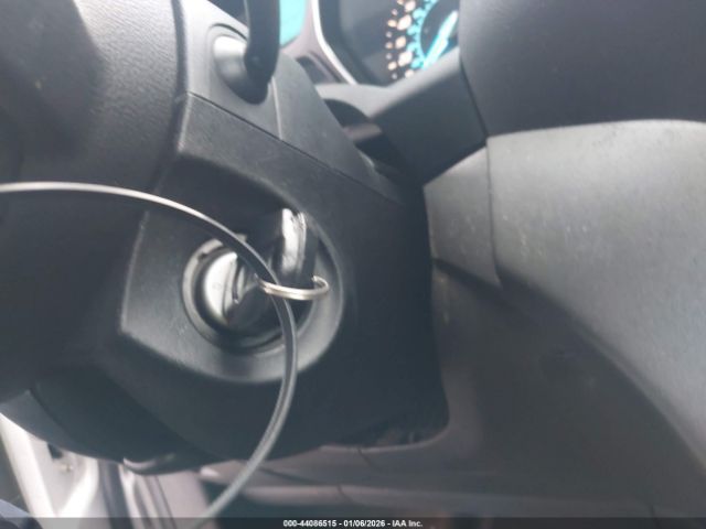 Ford Escape S Image 2