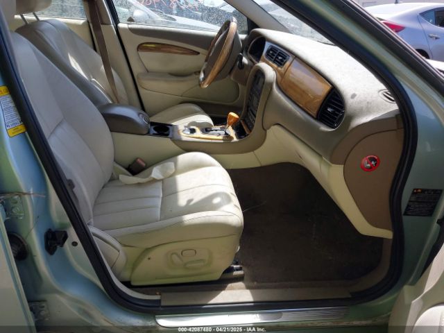 Jaguar S-Type 3.0l V6 Image 3