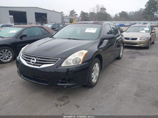 Nissan Altima 2.5 S Image 6