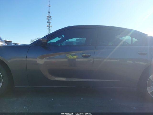 Dodge Charger Sxt Plus Rwd Image 9