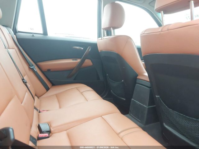 BMW X Series 3.0i Image 8