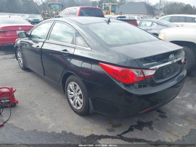 Hyundai SONATA Gls Image 9