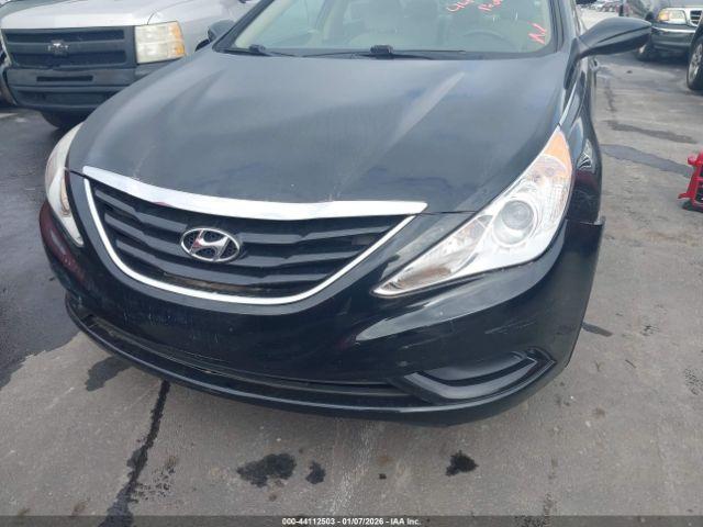 Hyundai SONATA Gls Image 8