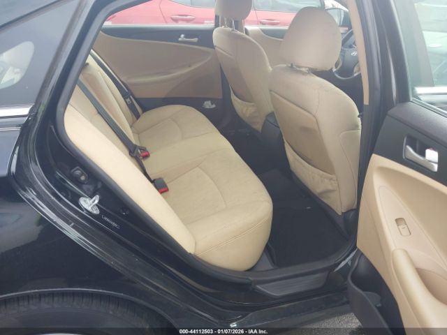 Hyundai SONATA Gls Image 12