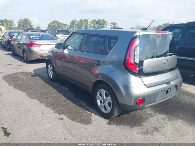 Kia Soul Image 2