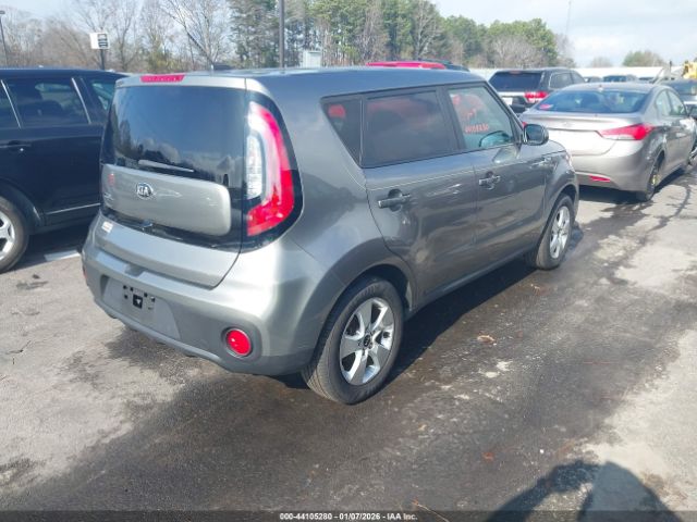 Kia Soul Image 10