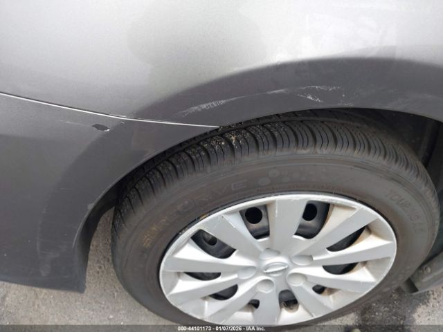 Nissan Sentra S Image 7