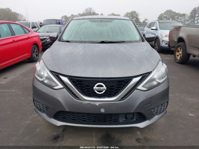 Nissan Sentra S Image 12