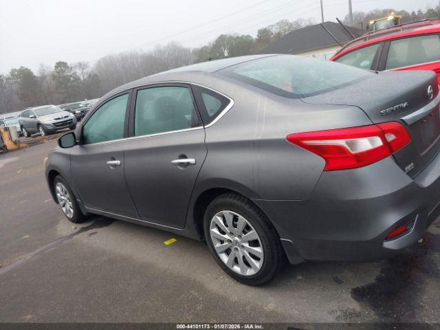 Nissan Sentra S Image 11