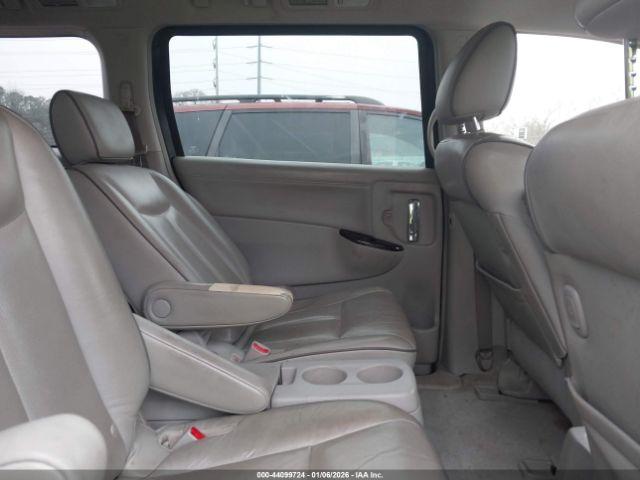 Nissan Quest Sl Image 8