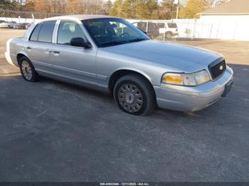  Salvage Ford Crown Victoria