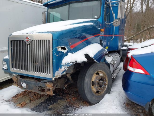 International 9200 Image 16