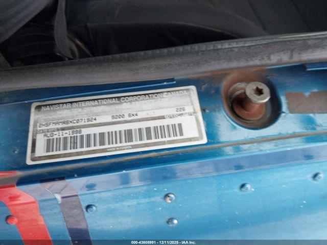 International 9200 Image 13