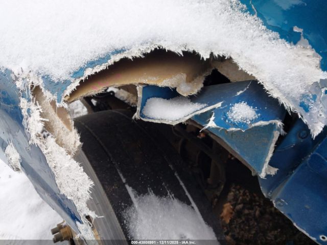 International 9200 Image 11