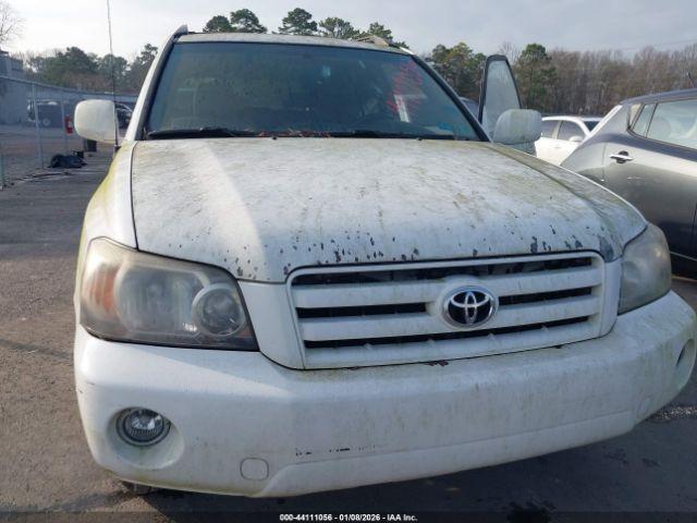 Toyota Highlander Image 5