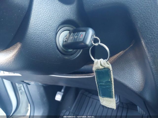 Nissan Rogue S Image 12