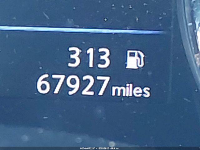 Nissan Rogue S Image 3