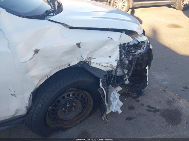 Nissan Rogue S Image 16