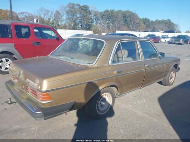 Mercedes-Benz 300 Dt Image 9