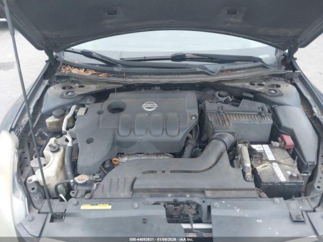 Nissan Altima 2.5 S Image 10