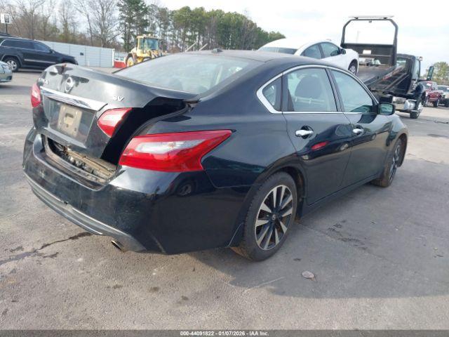 Nissan Altima 2.5 Sv Image 11