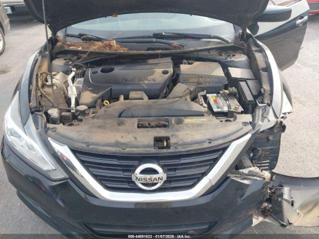 Nissan Altima 2.5 Sv Image 9