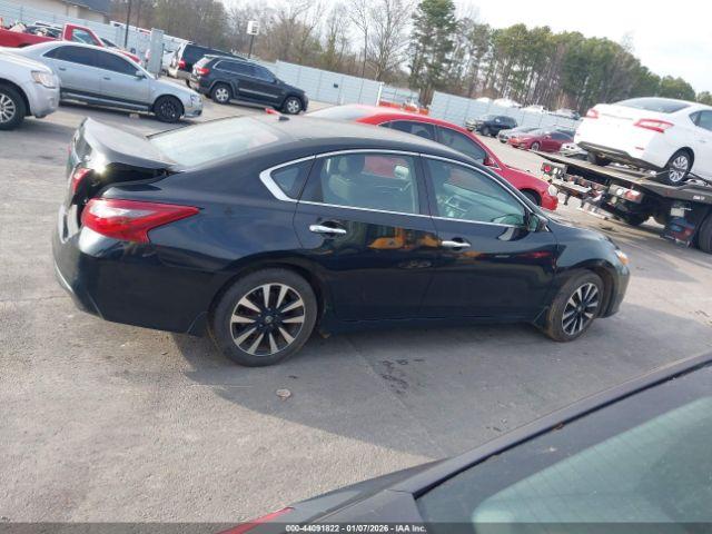 Nissan Altima 2.5 Sv Image 5