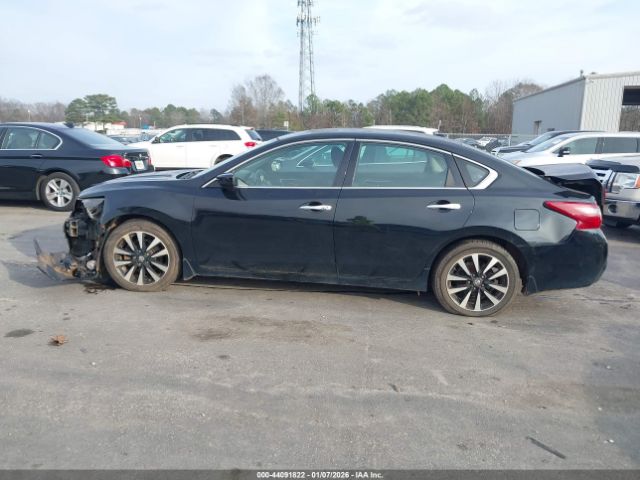 Nissan Altima 2.5 Sv Image 14