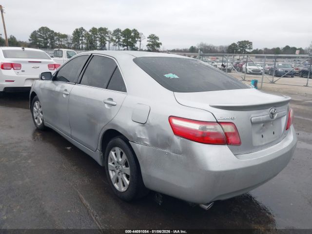 Toyota Camry Xle V6 Image 11