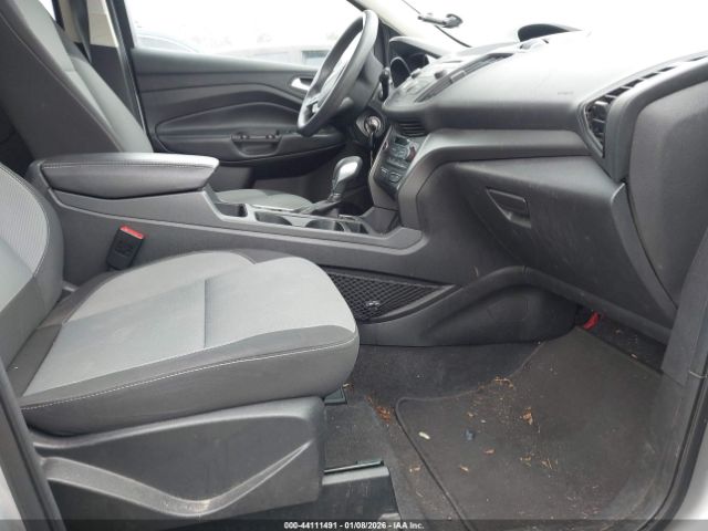 Ford Escape Se Image 17