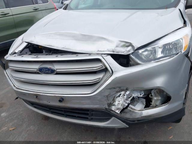 Ford Escape Se Image 9